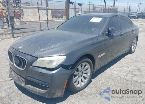 2013 BMW 750 I z USA, uszkodzony, nr VIN WBAYA8C57DC996601